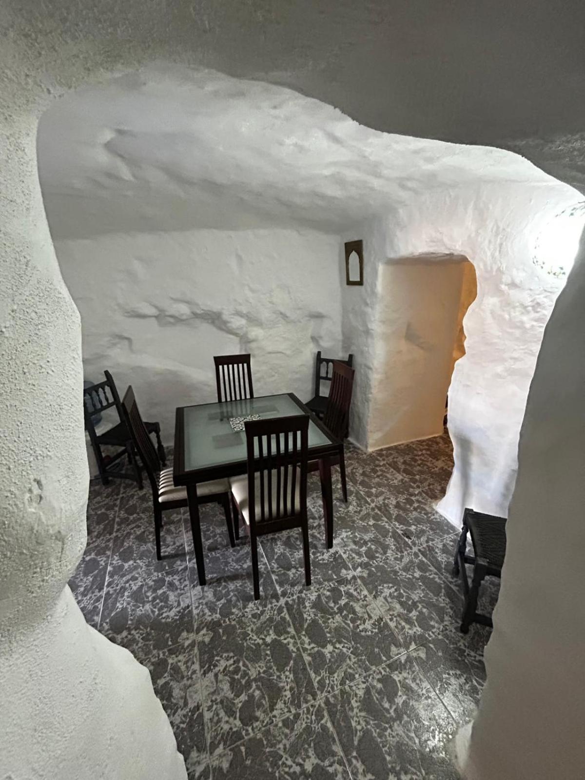 The Crystal Cave Vila Zújar Exterior foto